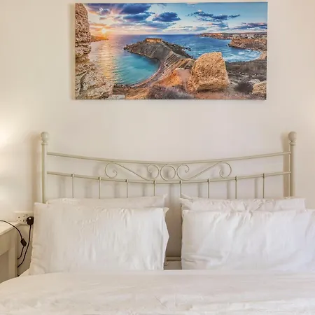 Apartmán Authentic 2br House Of Character With Terrace By 360 Estates Naxxar