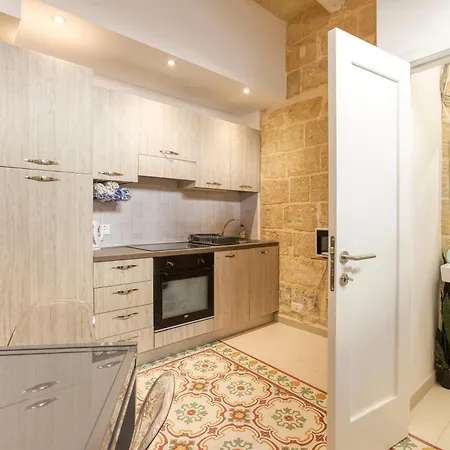 Apartmán Authentic 2br House Of Character With Terrace By 360 Estates Naxxar
